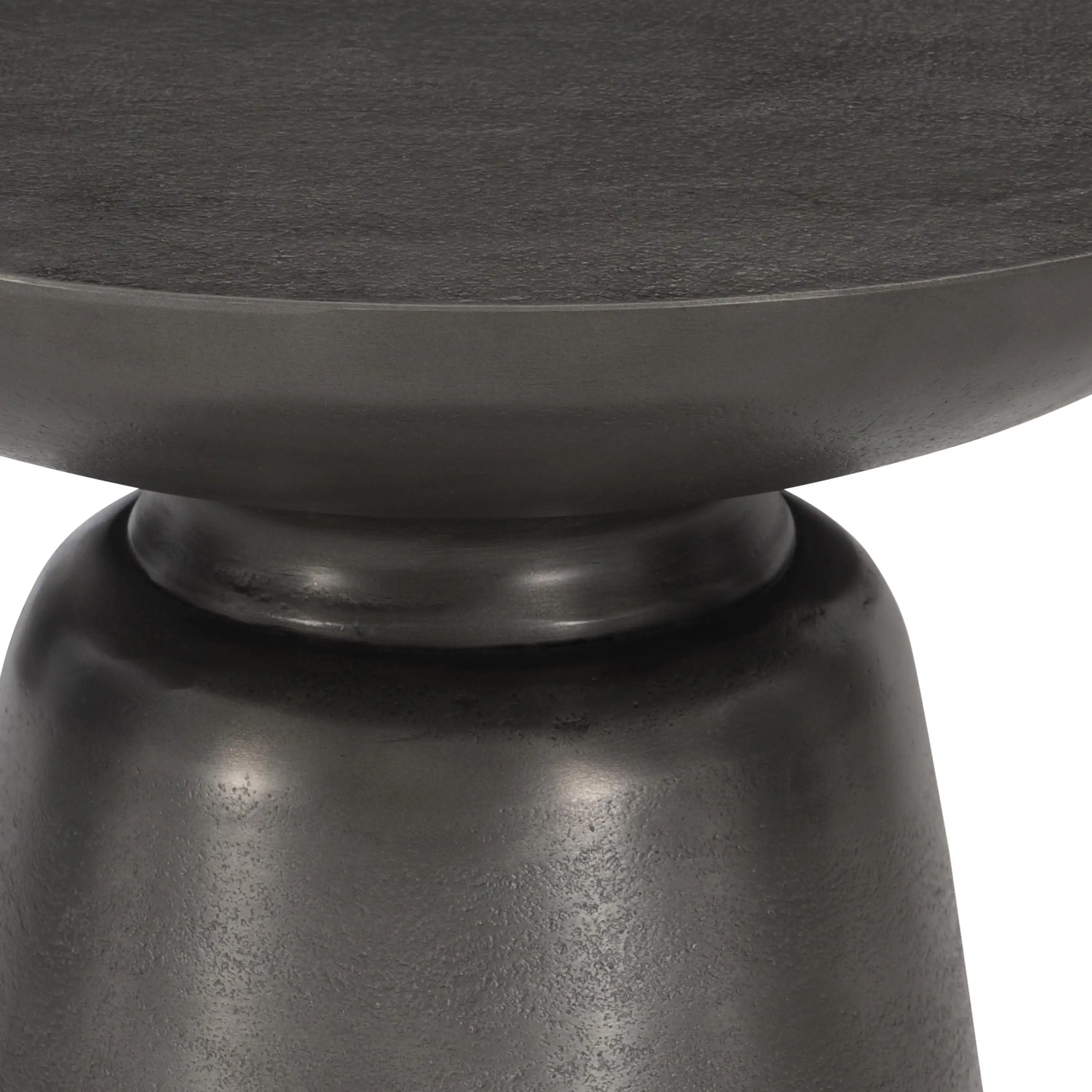 Catalan 15" Round Accent Table - Image 3
