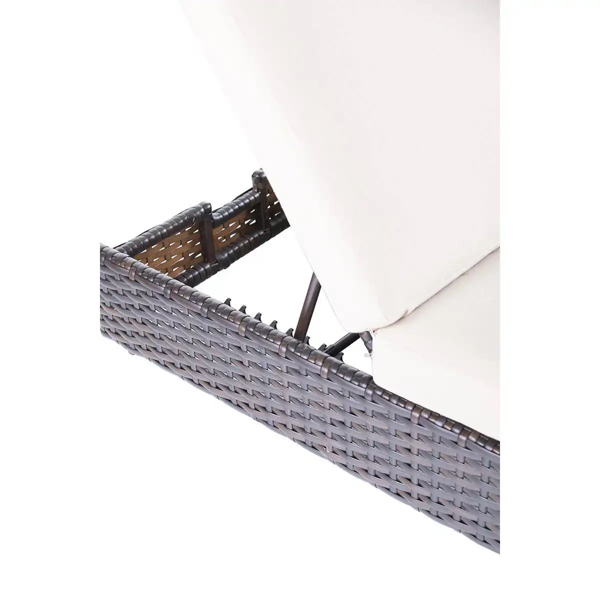 Contempo Woven Chaise Lounge W/ Cushion - Image 4