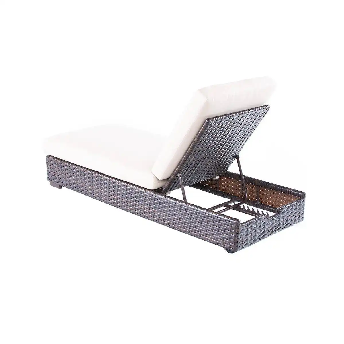 Contempo Woven Chaise Lounge W/ Cushion - Image 7