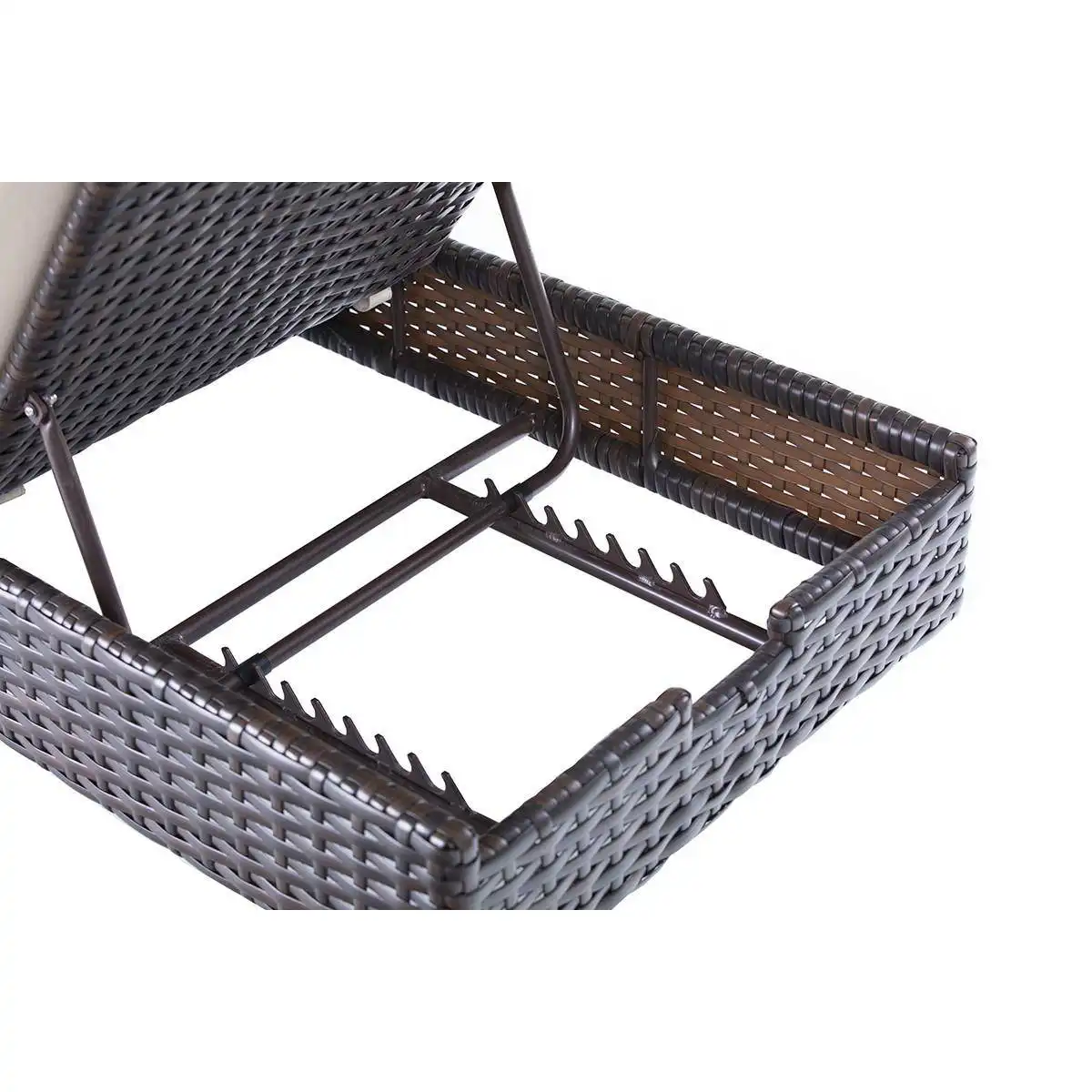 Contempo Woven Chaise Lounge W/ Cushion - Image 8