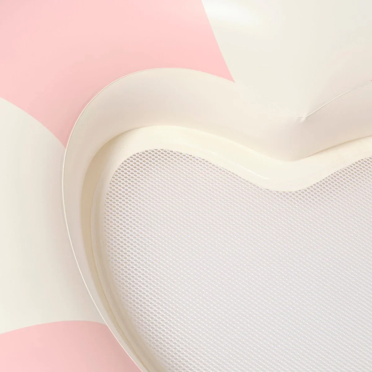 Luxe Pool Ring - Stole My Heart Pink - Image 7