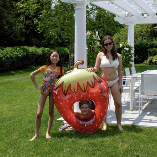 Strawberry Inflatable Ring - Image 3