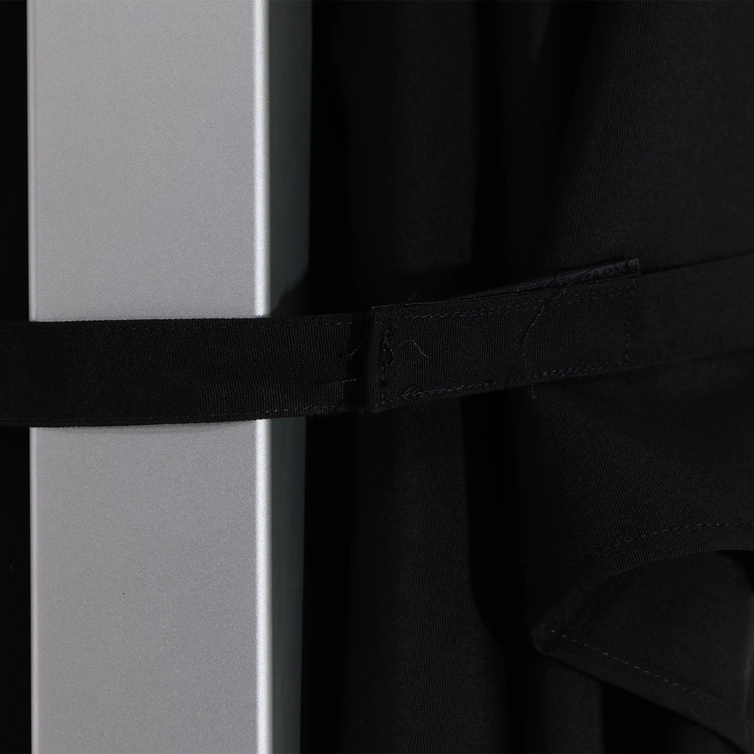 13' Square Commercial Valarium Cantilever Umbrella - Black - Image 8